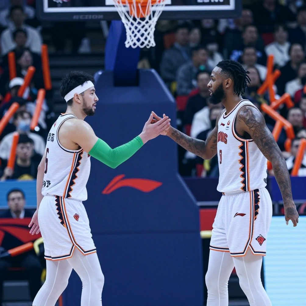 Tyler Dorsey bày tỏ mong muốn ở lại Olympiacos Tyler Dorsey bày tỏ mong muốn ở lại Olympiacos