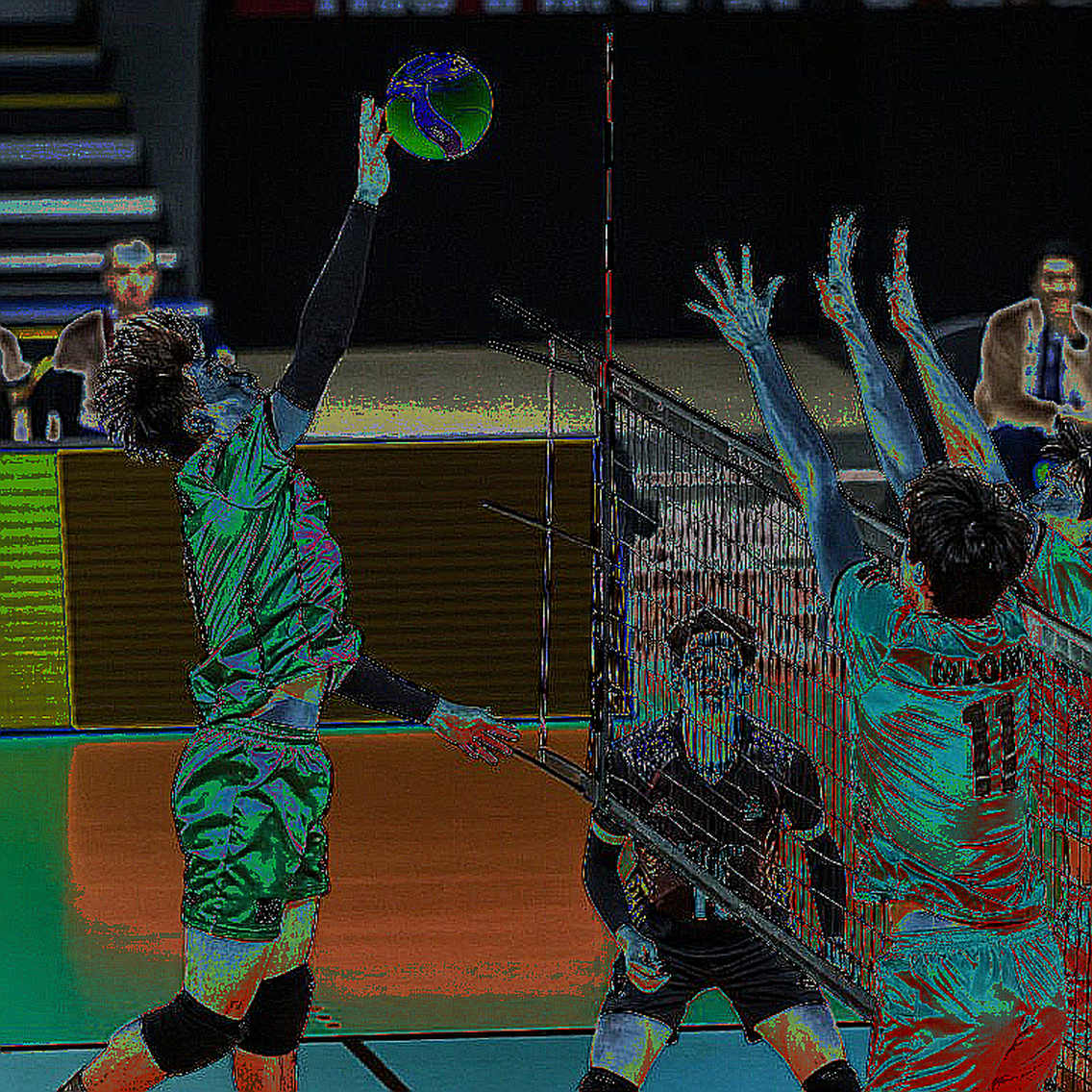 Cậu bé 13 tuổi Qatar gây sốc với 12 điểm và 5 đòn chặn ở Asian Volleyball Championship