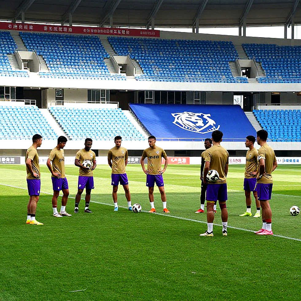 U23 Việt Nam, chiếc áo đen và 45 phút giải mã khối bê tông Philippines