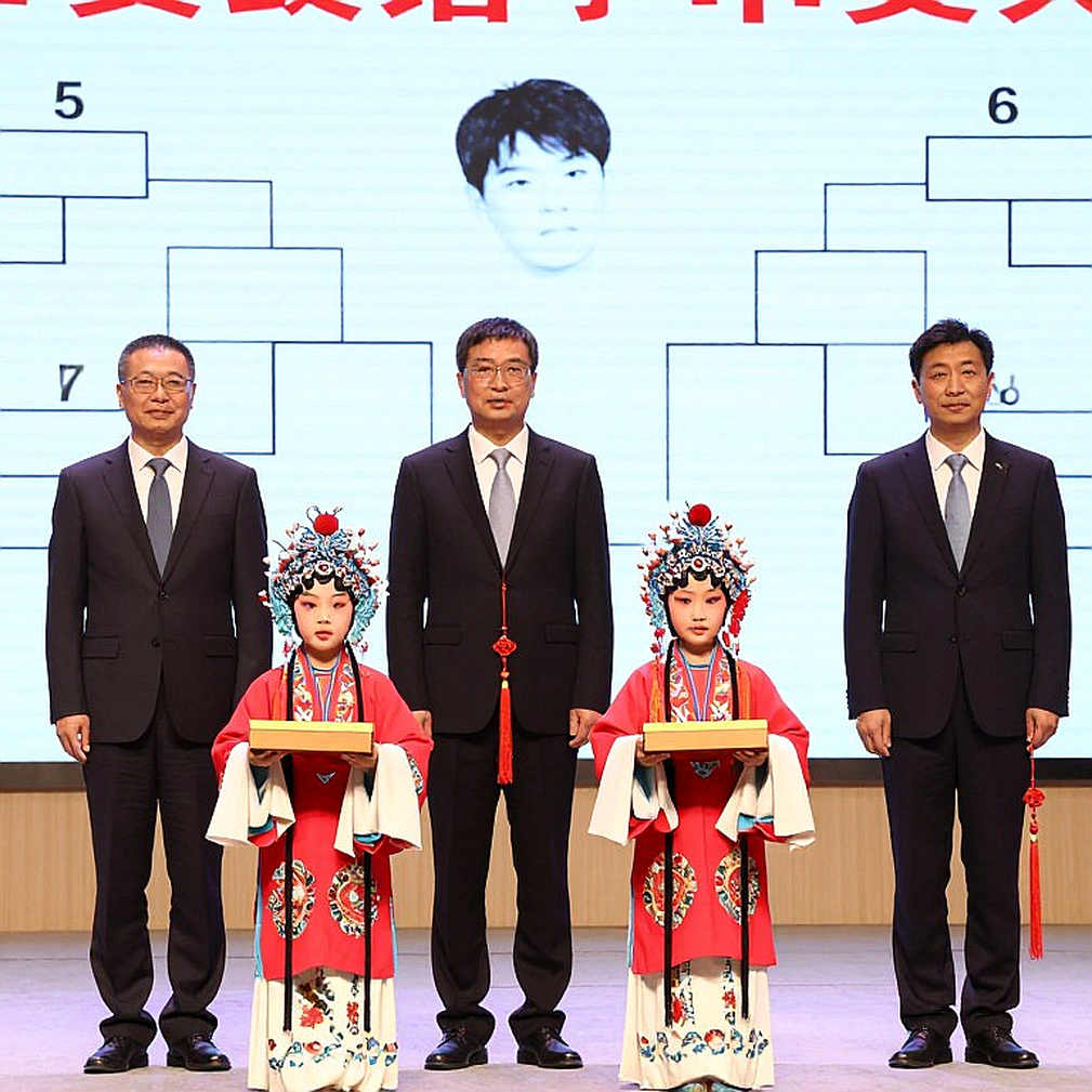 5.e5 trong 'Knight magic': Khoản đặt cược vào một niềm tin không có hóa đơn 5.e5 trong 'Knight magic': Khoản đặt cược vào một niềm tin không có hóa đơn