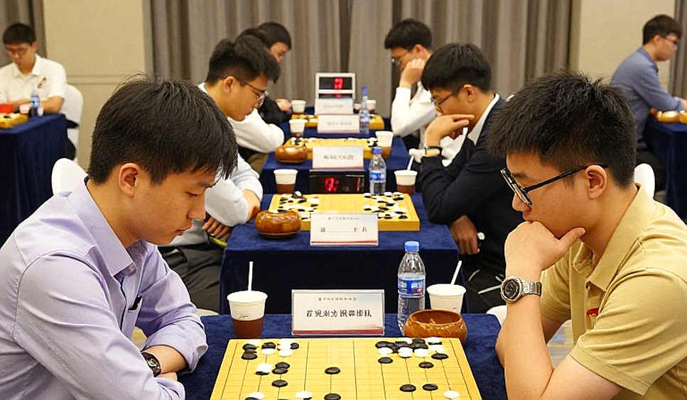 GCL 2026: Nepomniachtchi khiến Carlsen toát mồ hôi trước khi hạ Sindarov bằng đồng hồ GCL 2026: Nepomniachtchi khiến Carlsen toát mồ hôi trước khi hạ Sindarov bằng đồng hồ
