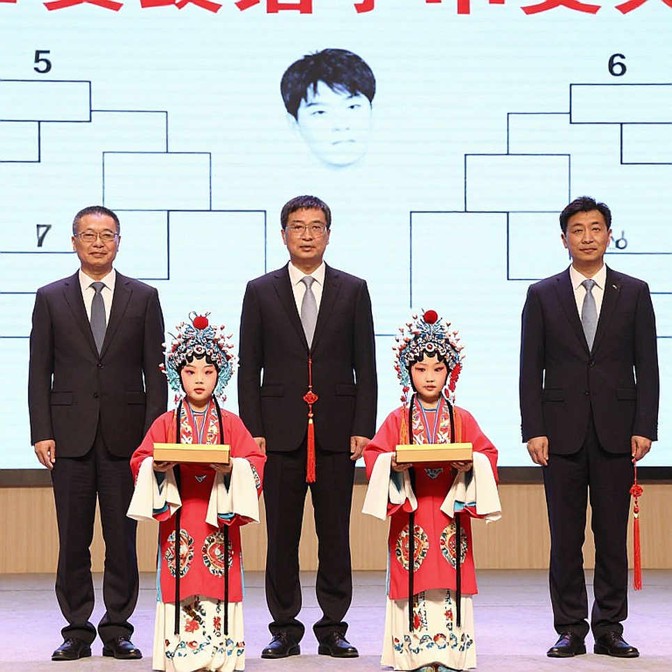 GCL 2026: Nepomniachtchi khiến Carlsen toát mồ hôi trước khi hạ Sindarov bằng đồng hồ GCL 2026: Nepomniachtchi khiến Carlsen toát mồ hôi trước khi hạ Sindarov bằng đồng hồ