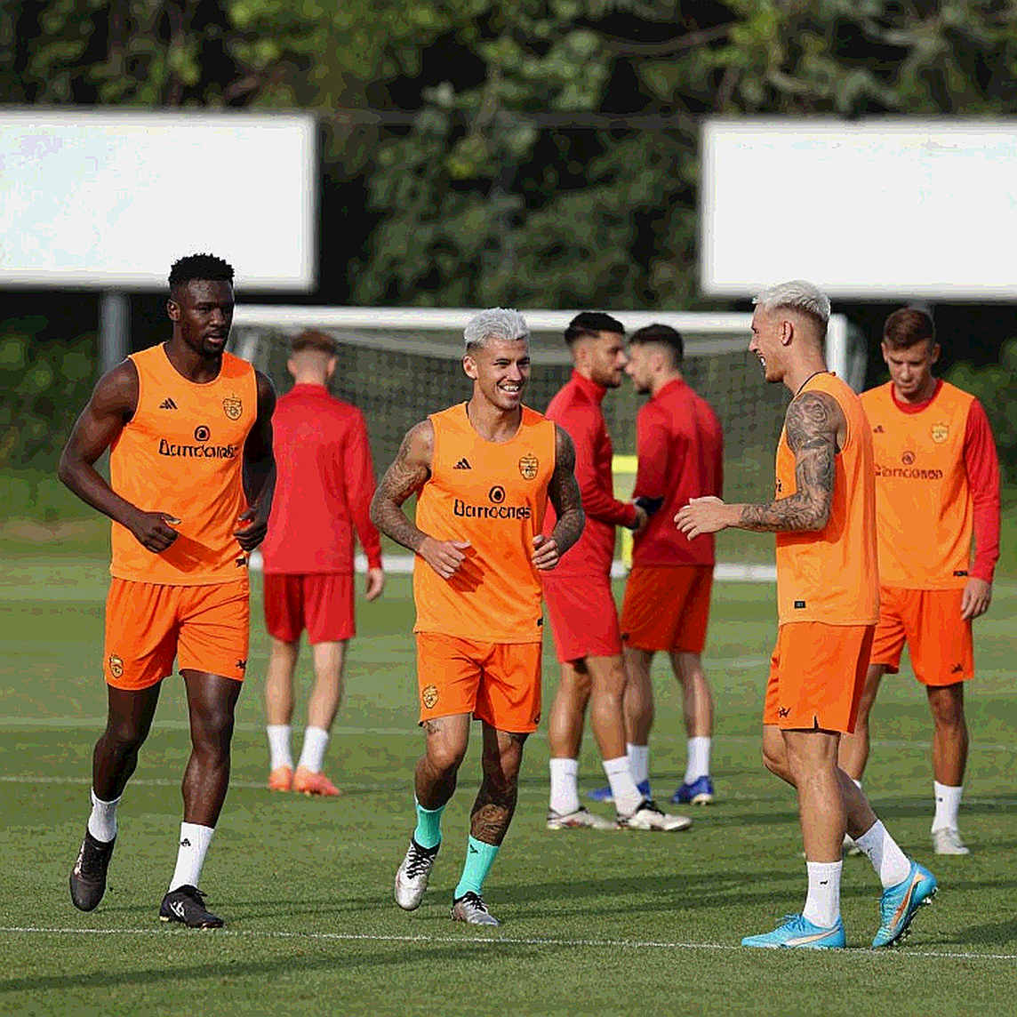 Suất đá chính đầu tiên của bản hợp đồng 125 triệu euro: Real Madrid đang quản lý một kỳ vọng như thế nào