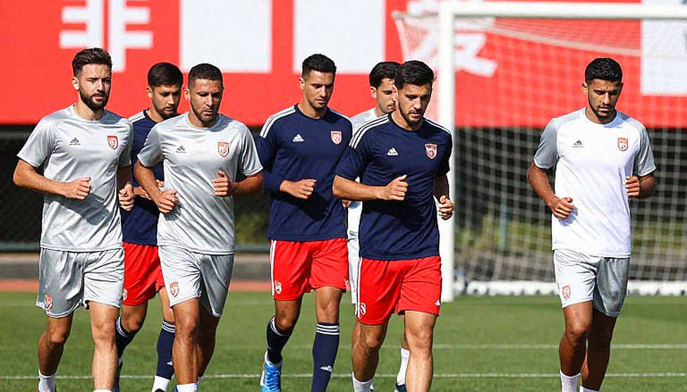 Bảy giờ đồng hồ không bàn thắng: lớp trầm tích đầu tiên của mùa giải 2026/27